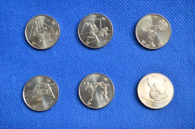 古銭　古いお金　アンティーク 5cm程度 大サイズ旧貨幣/金貨/銀貨/記念硬貨